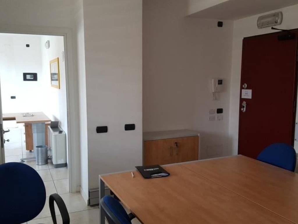 Immobile a Gallarate in Piazza Francesco Buffoni - Foto 5