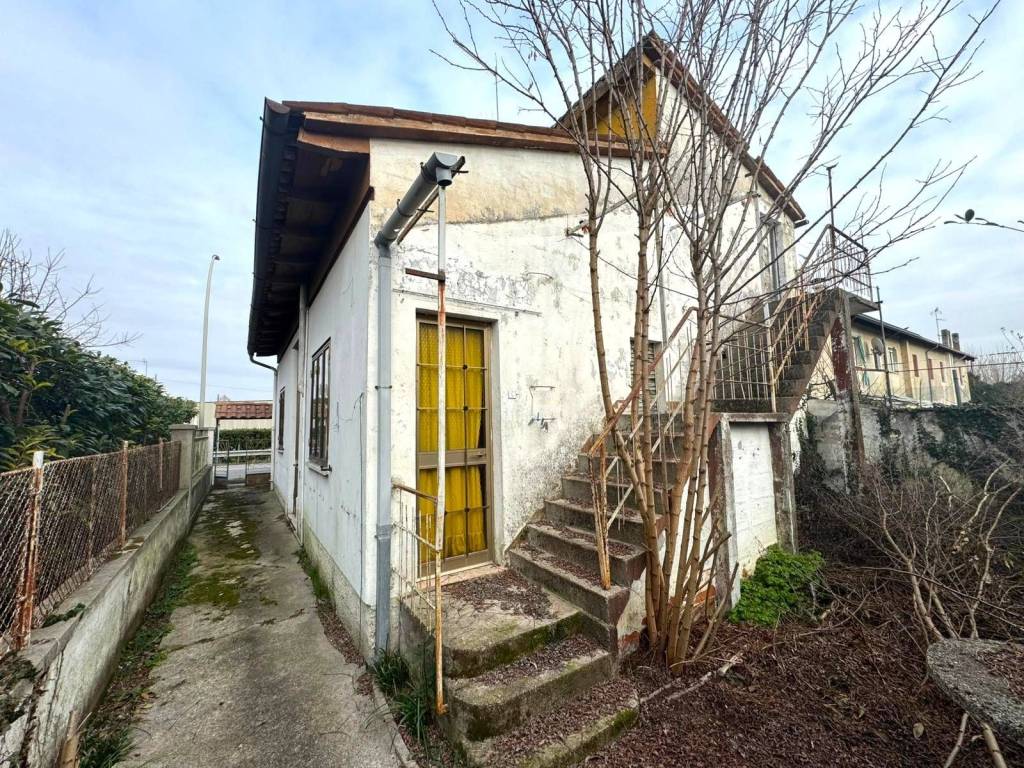 Casa indipendente a Palmanova in VIA SAN MARCO, 12 - Foto 2