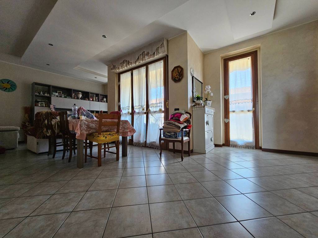 Appartamento a Corbetta in Via Don Ramirez - Foto 2