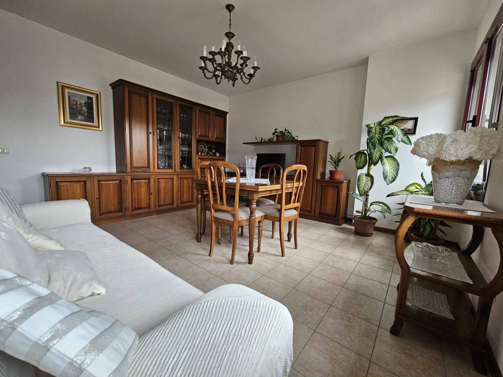 Appartamento a Como in Via Francesco Soave - Foto 4