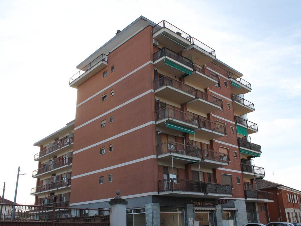 Appartamento a Santena in Vicolo Moncenisio, 4 - Foto 2