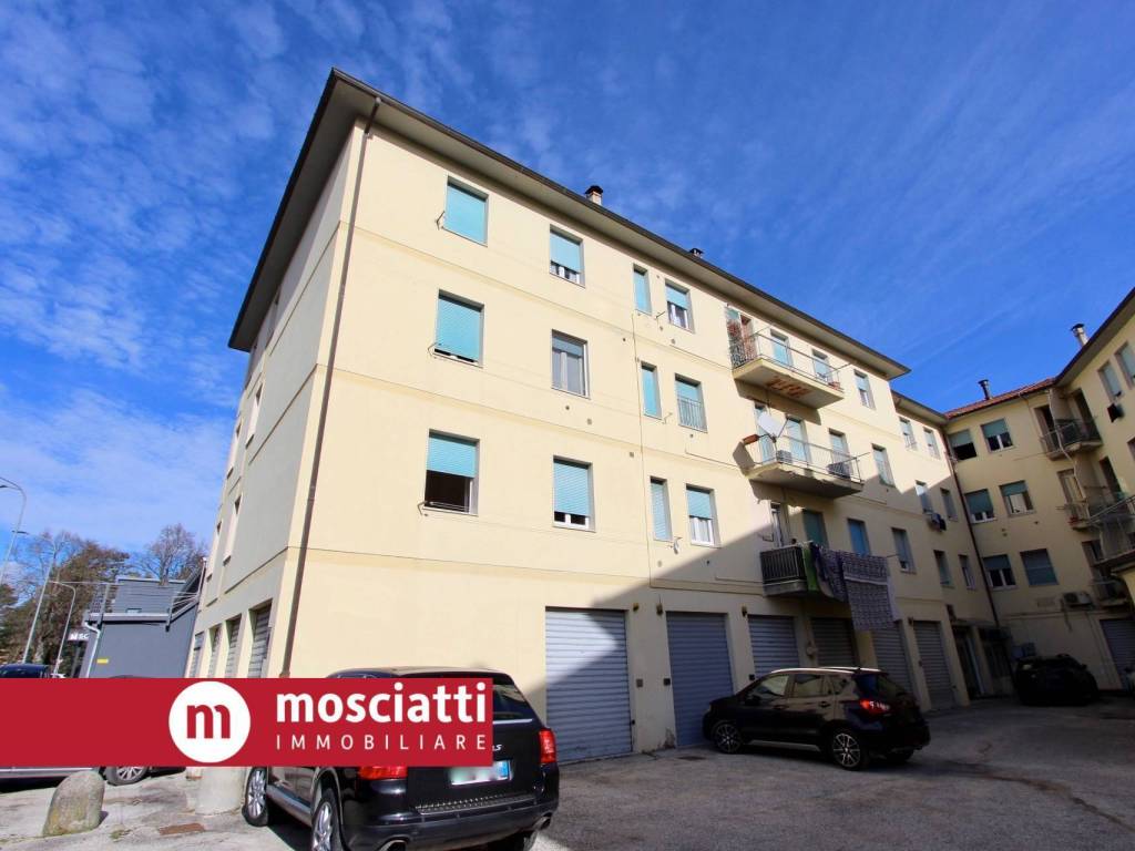 Appartamento a Matelica in Via Pergolesi, 3 - Foto 2
