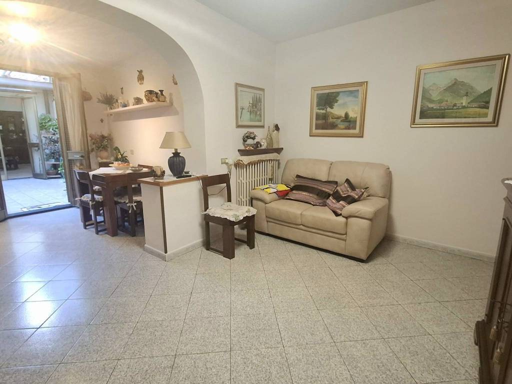 Casa indipendente a Agliana in Via Adelmo Santini - Foto 2