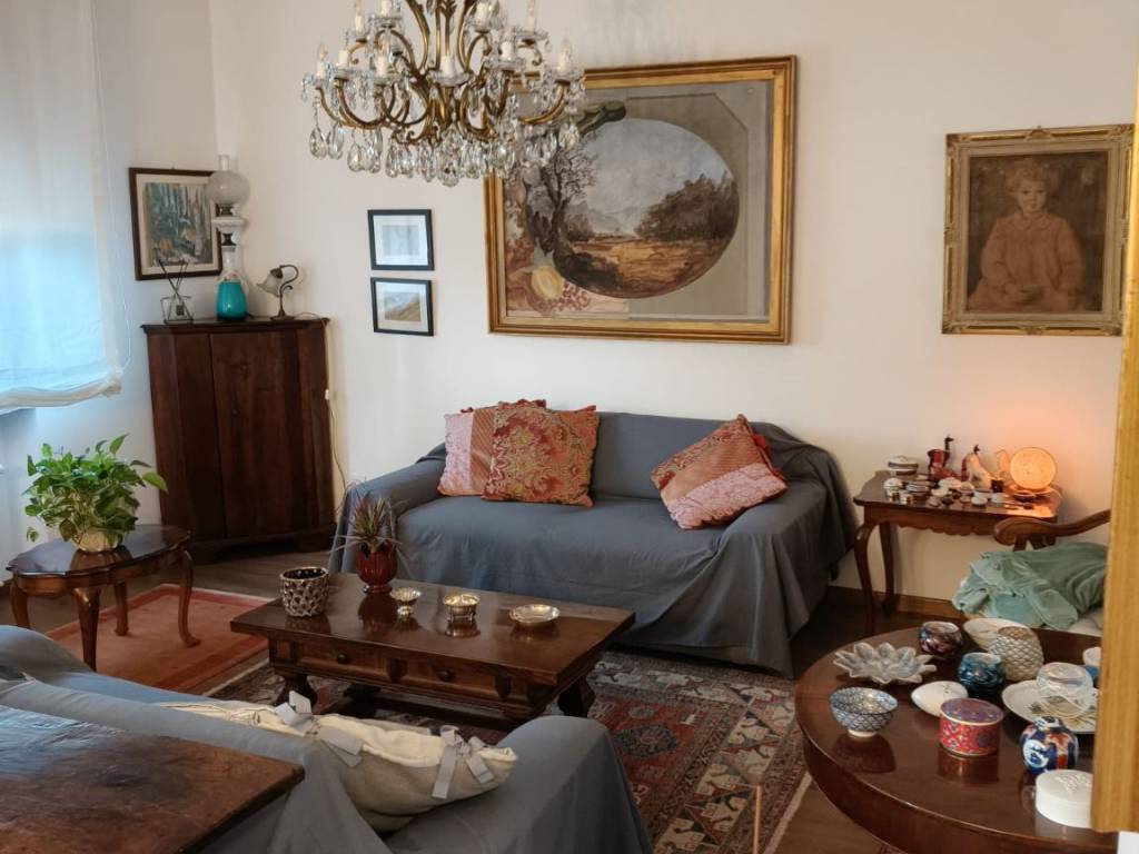 Appartamento a Modena in Via Emilia Est - Foto 2