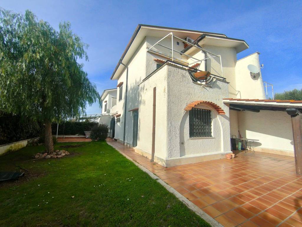 Villa a Cerveteri in Via Veio - Foto 2