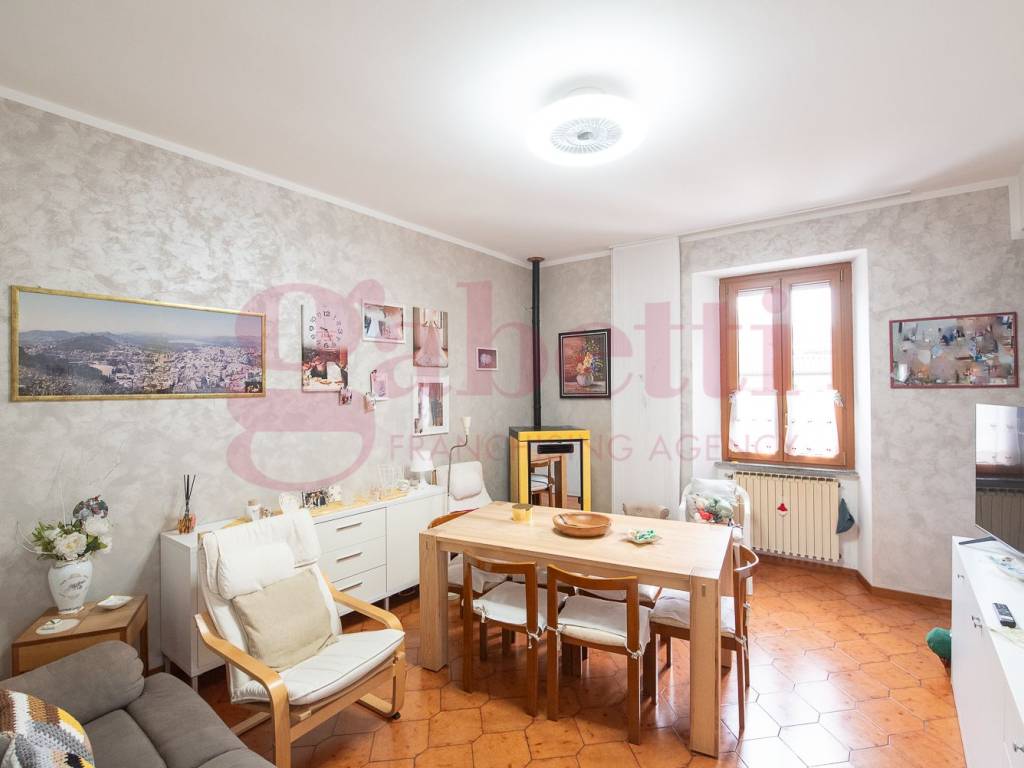 Appartamento a Cabiate in Via Ponte, 6 - Foto 2