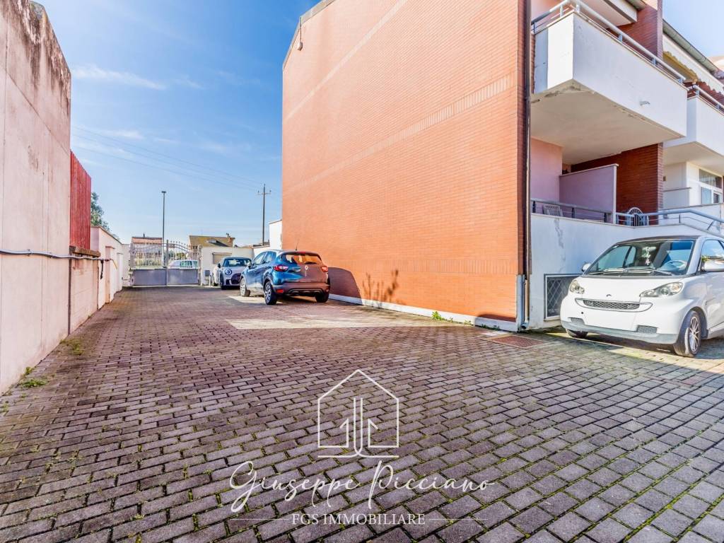 Appartamento a Fiumicino in Via Nazzareno Bizzarri, 2 - Foto 2