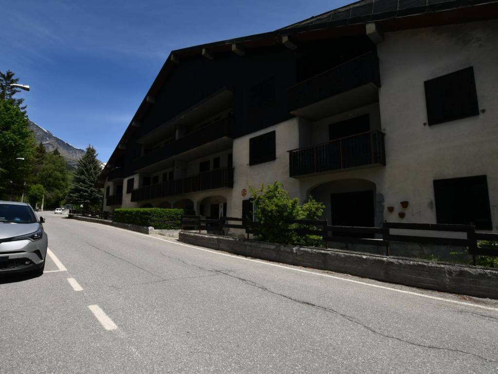 Box / garage a Bardonecchia in Viale Bramafam, 1 - Foto 3