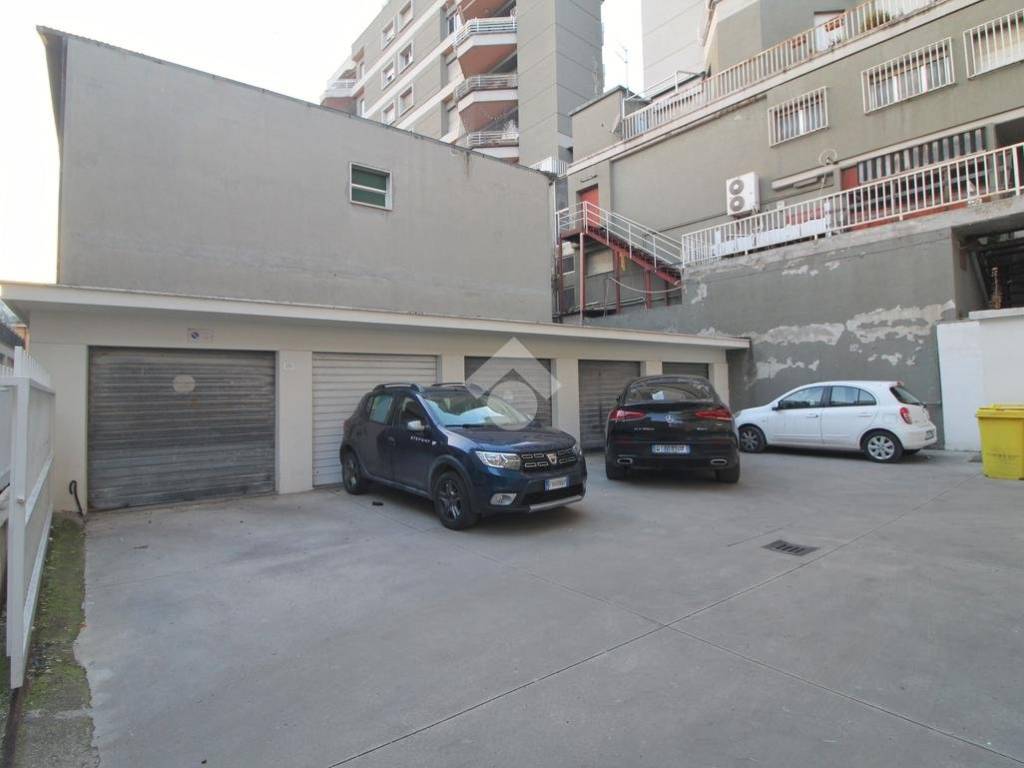 Box / garage a Giulianova in Via Ariosto, 1 - Foto 2