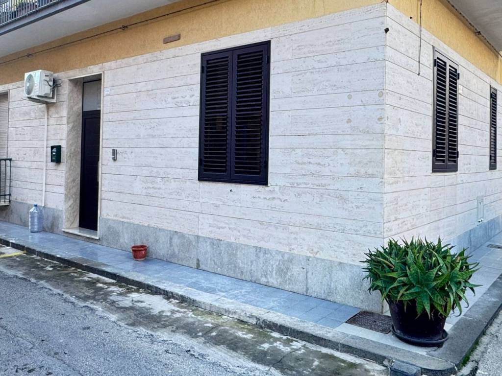 Appartamento a Avola in Via Luigi Capuana, 55 - Foto 2