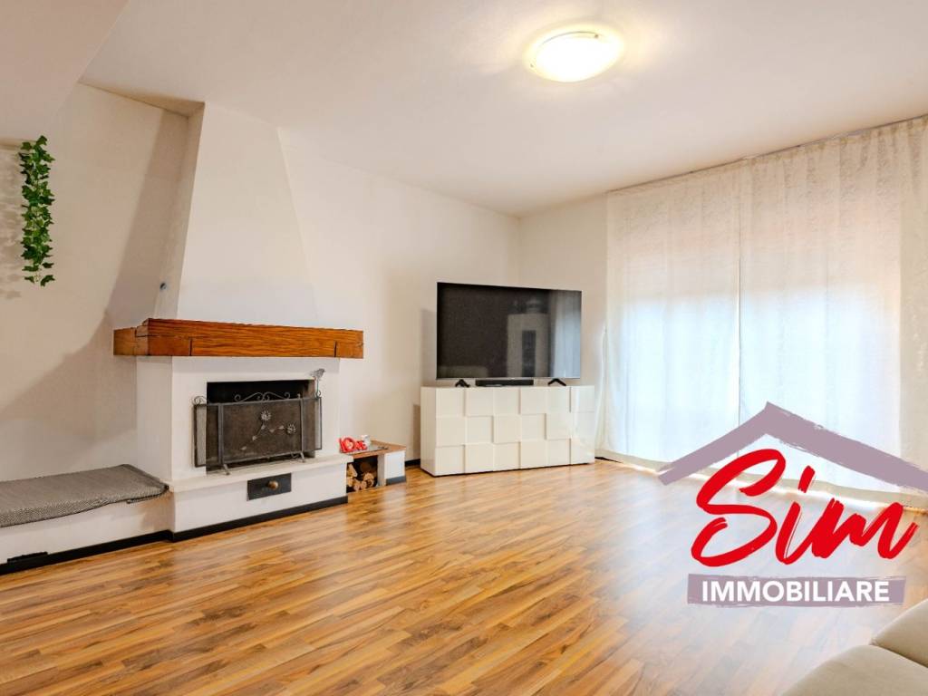 Villa a Cameri in Strada Cascina Argine - Foto 4