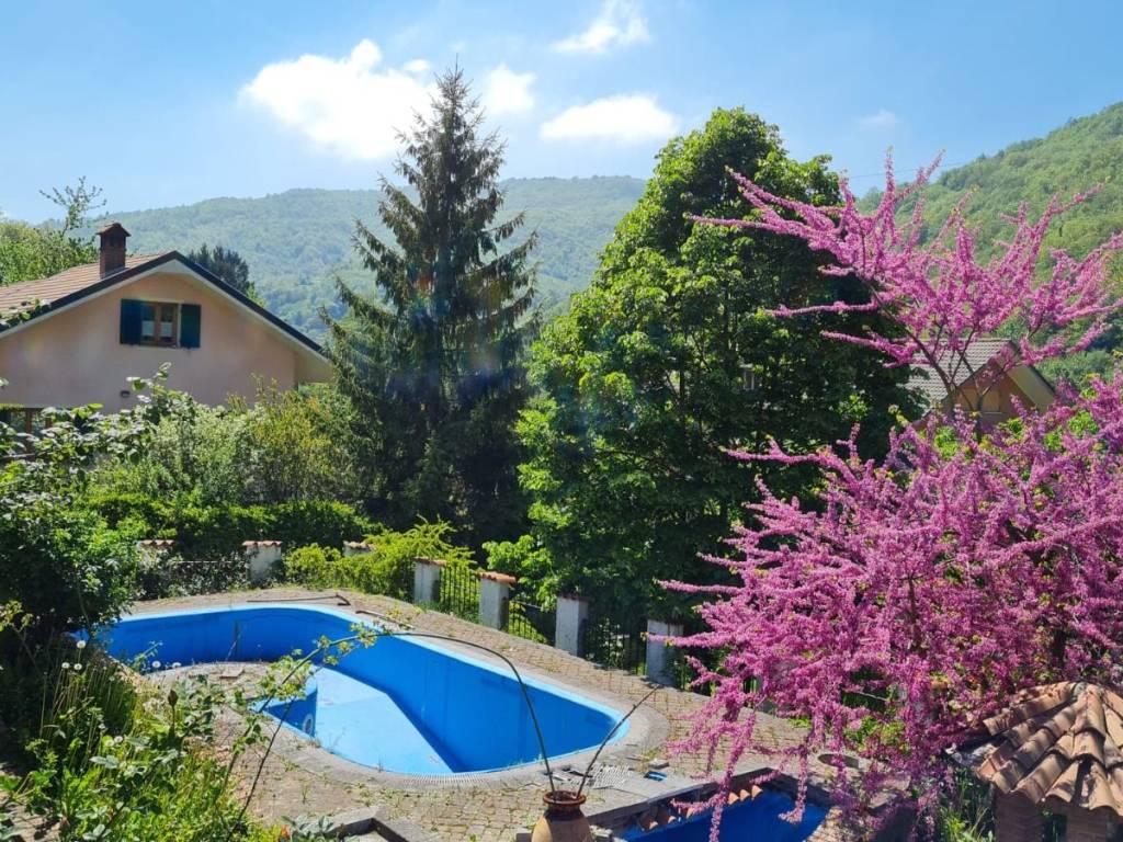 Villa a Savignone in Via Ponte di Savignone - Foto 4