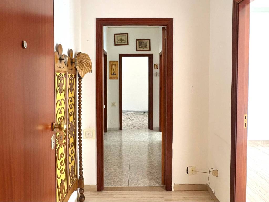 Appartamento a Paola in Via Francesco Cilea, 18 - Foto 2
