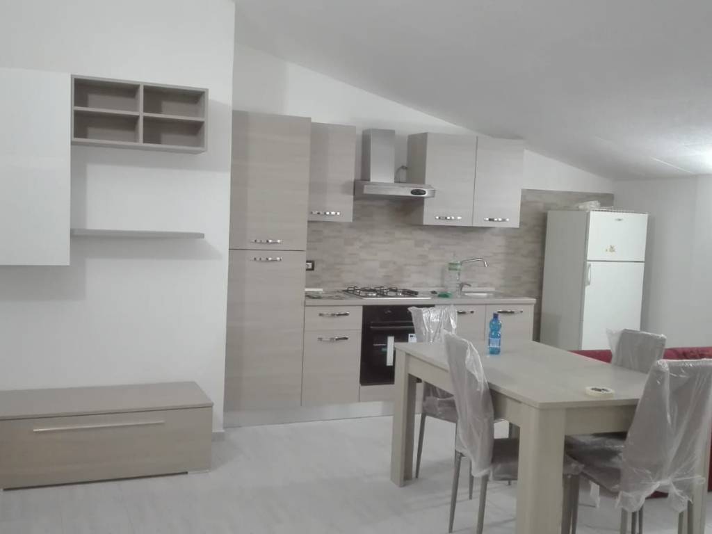 Appartamento a Assemini in Via Cedrino, 14 - Foto 4