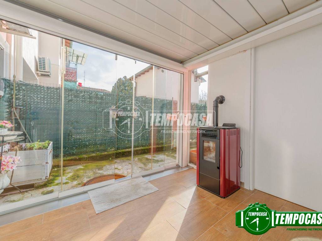 Casa indipendente a Lacchiarella in Via Vittorio Veneto - Foto 4