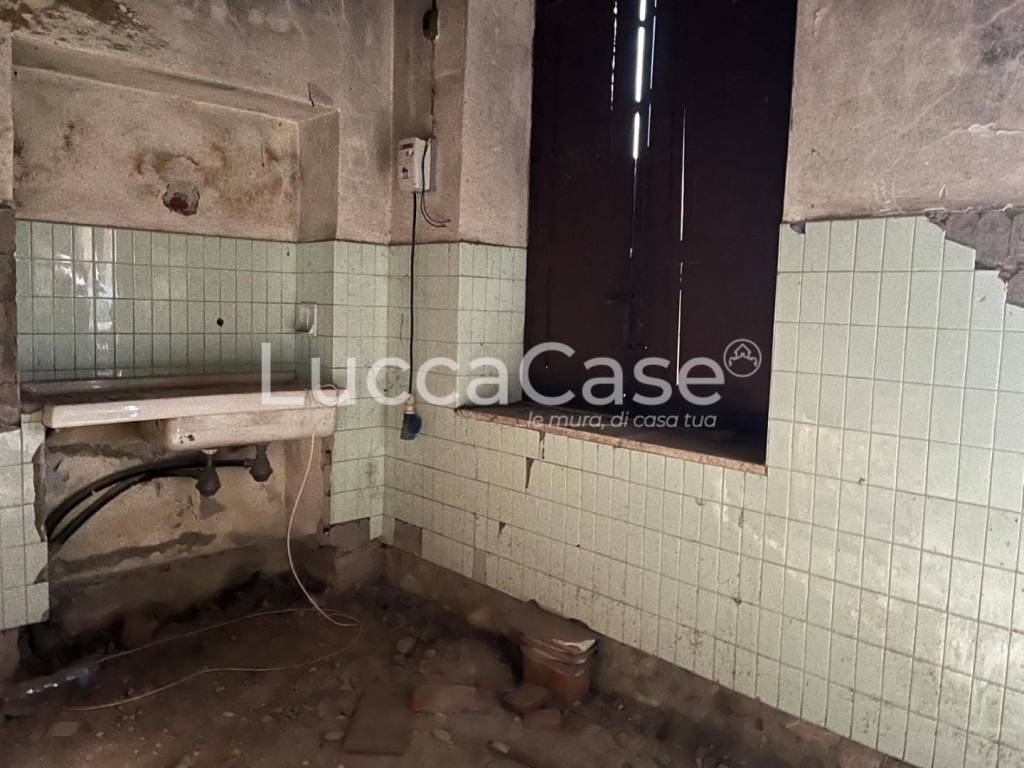 Casa indipendente a Lucca in Via di Moriano, - Foto 4