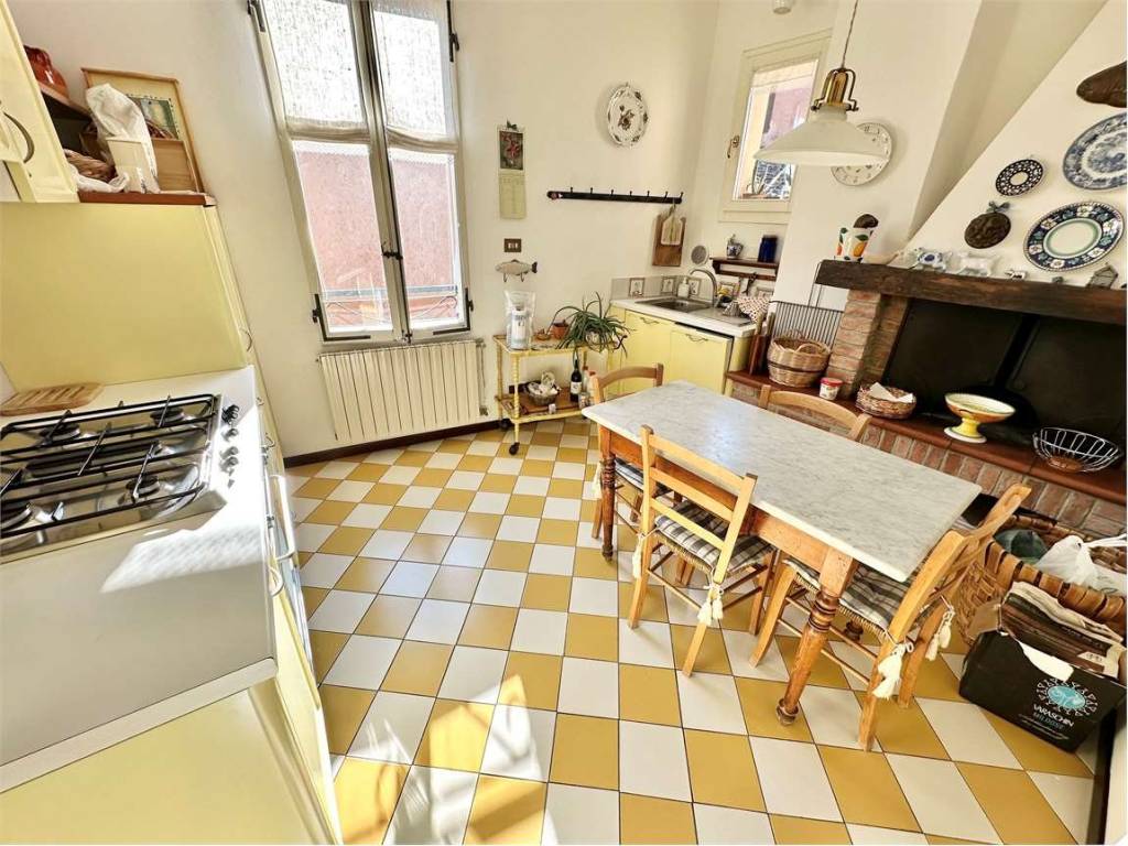 Appartamento a Dozza in DOZZA CENTRO - 145 mq Ristrutturato - Foto 2