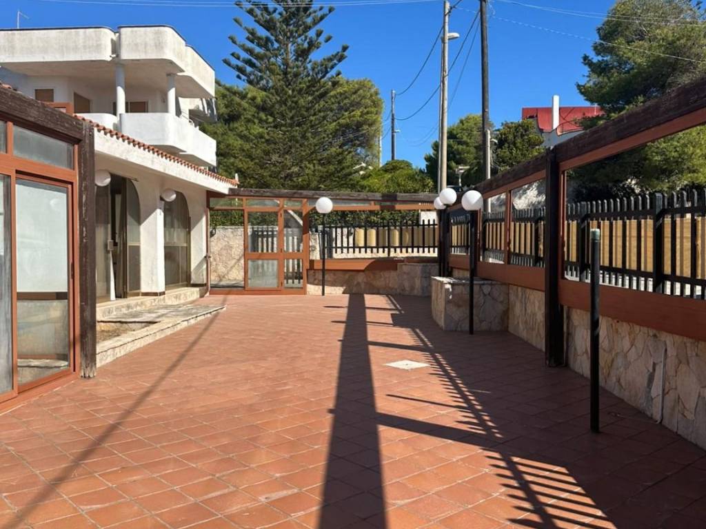 Villa a Pulsano in Viale dei Posto, 3 - Foto 2