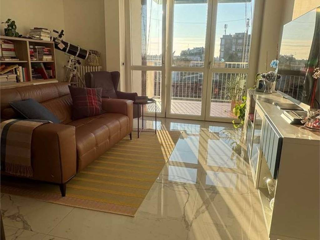 Appartamento a Busto arsizio in Via Treviglio, 13 - Foto 2