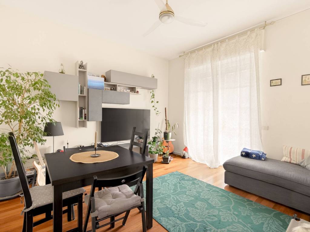 Appartamento a Valbrona in Via Maiago, 9 - Foto 2