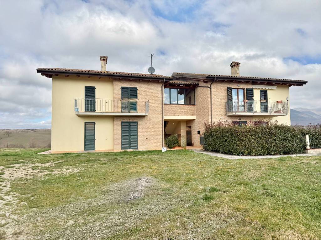 Appartamento a Fossato di vico in Via Colbassano - Foto 3