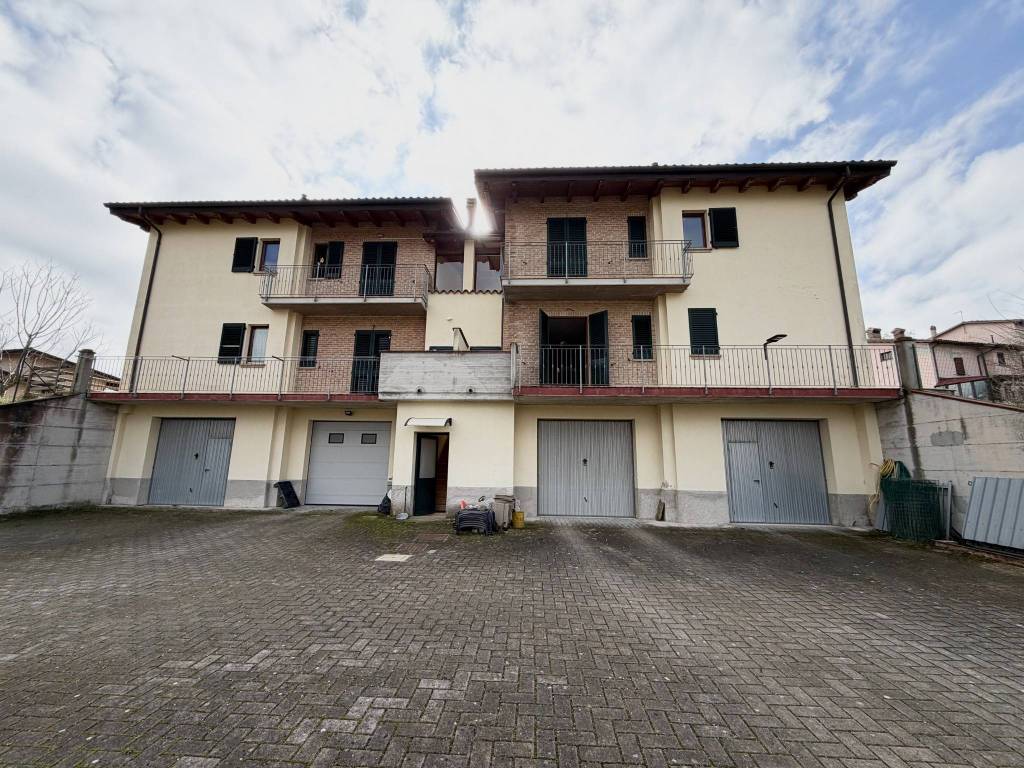 Appartamento a Fossato di vico in Via Colbassano - Foto 4