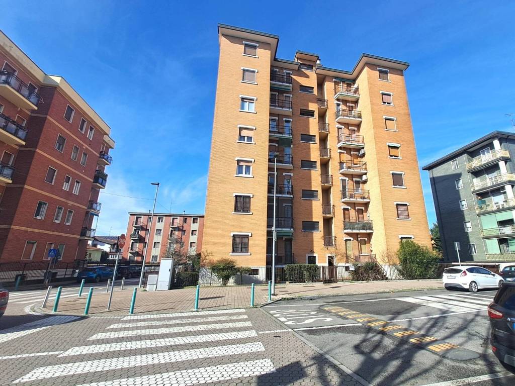 Appartamento a Rozzano in Via Antonio Gramsci, 92 - Foto 2