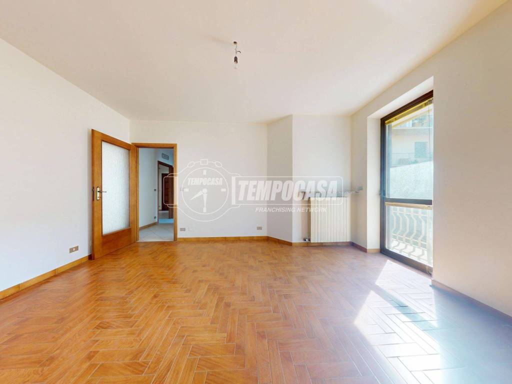 Appartamento a Dronero in Via Saluzzo - Foto 2