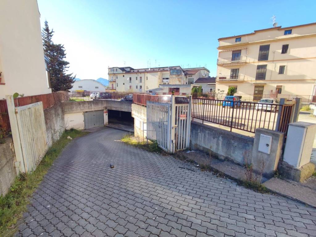 Box / garage a Benevento in Via Ernesto Pontieri - Foto 2