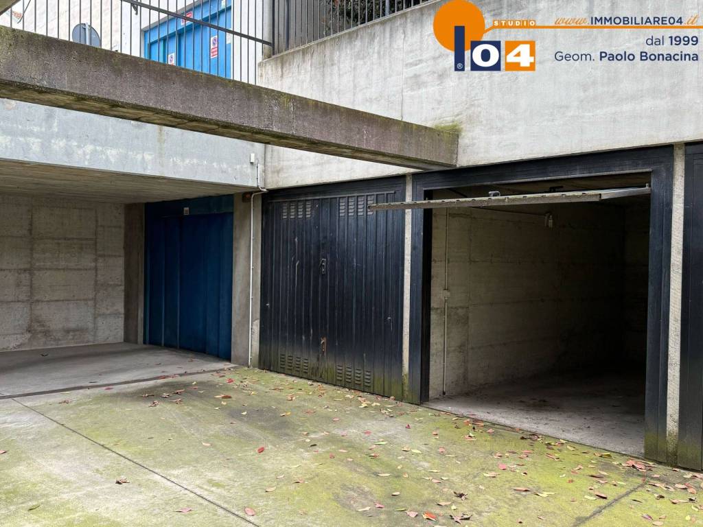 Box / garage a Cesano maderno in Via Raffaello Sanzio - Foto 2