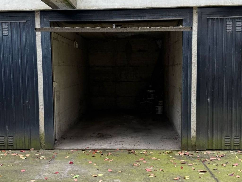 Box / garage a Cesano maderno in Via Raffaello Sanzio - Foto 3