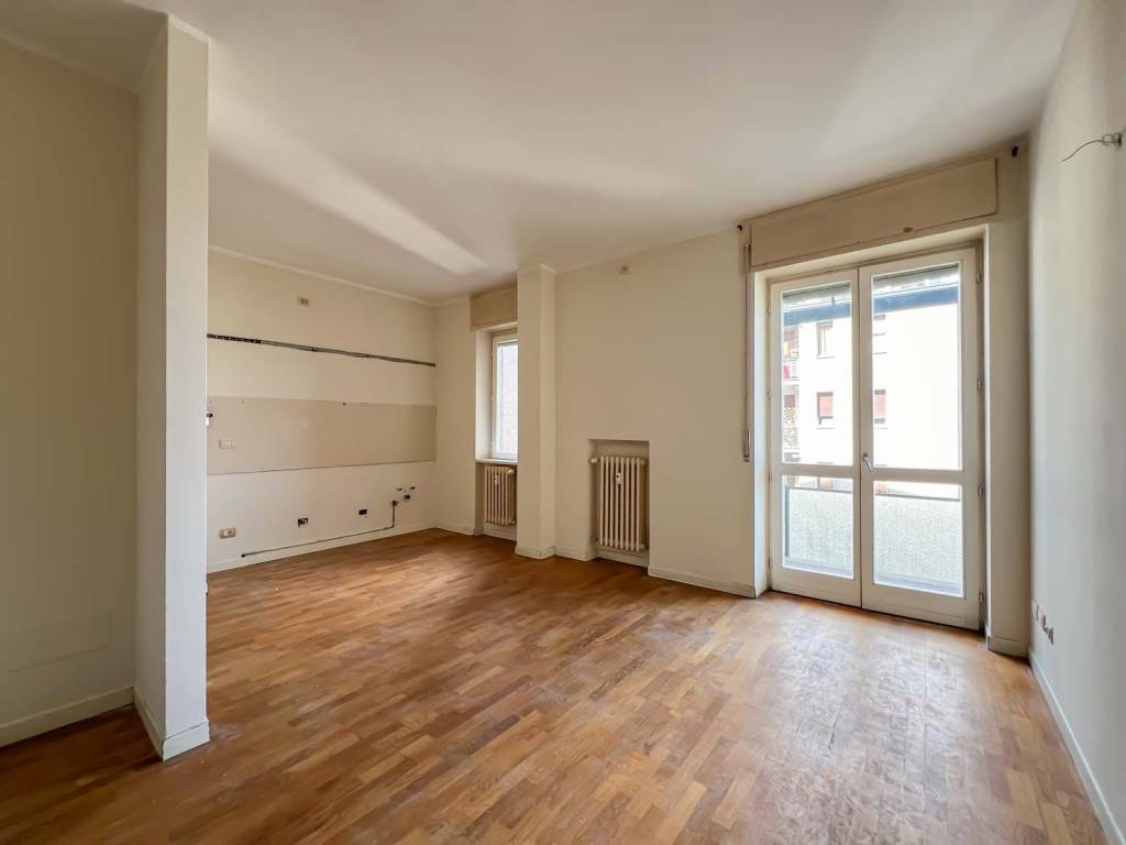 Appartamento a Cantù in Via Ugo Ricci - Foto 4