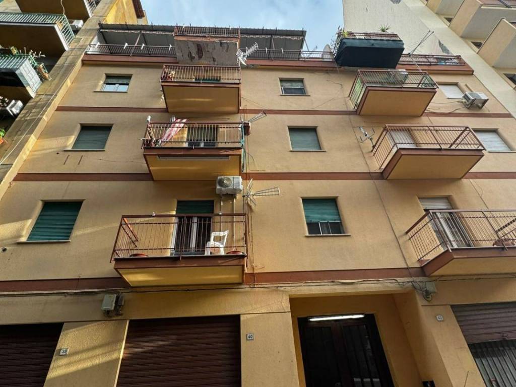 Appartamento a Palermo in Via Matteo Silvaggio, 42 - Foto 2
