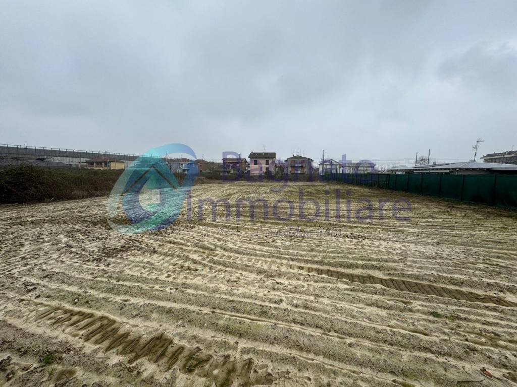 Terreno a Novara in Via Fontana Sciocca - Foto 4