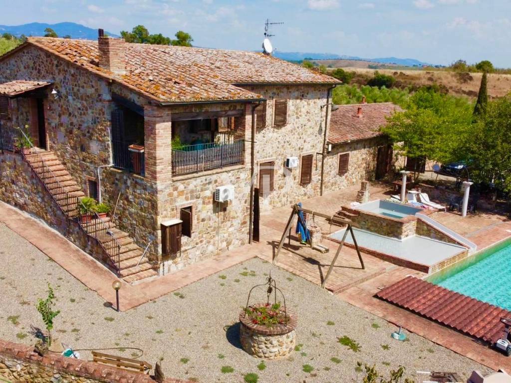 Villa a Roccastrada in Strada Provinciale - Foto 2