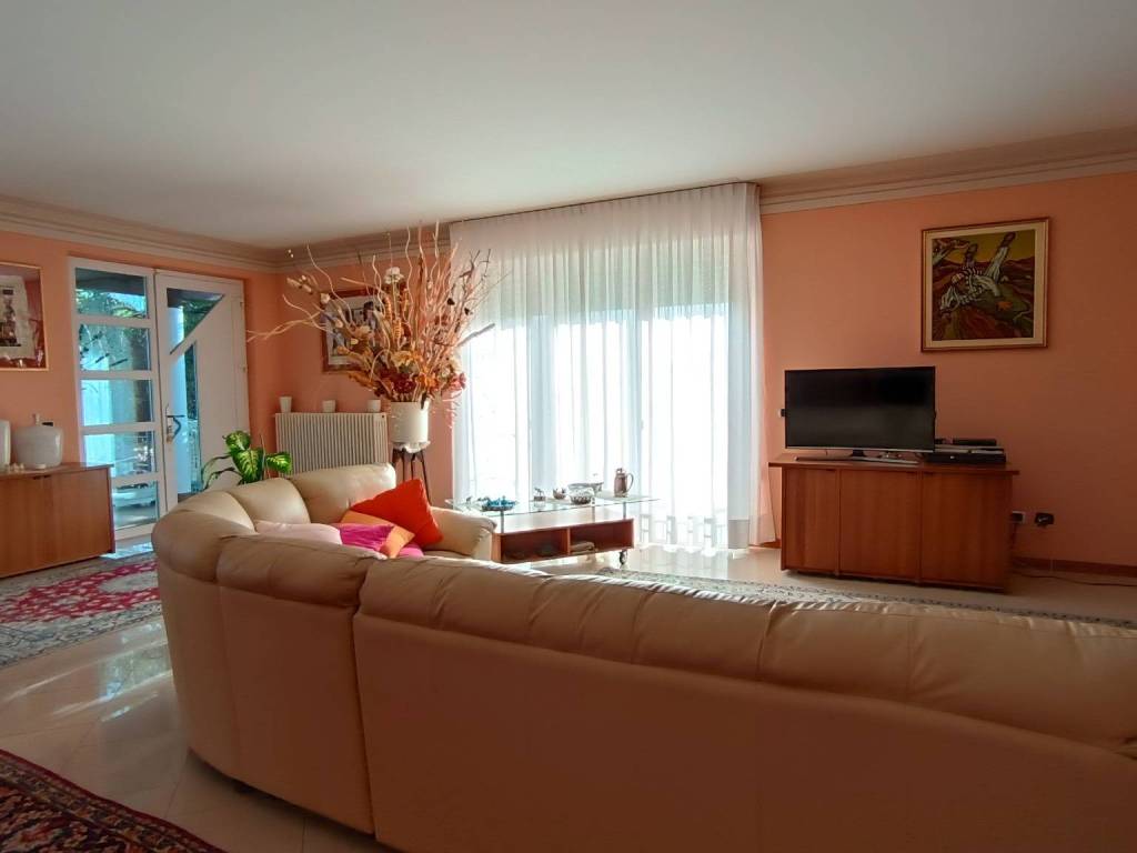 Villa a Verbania - Foto 2