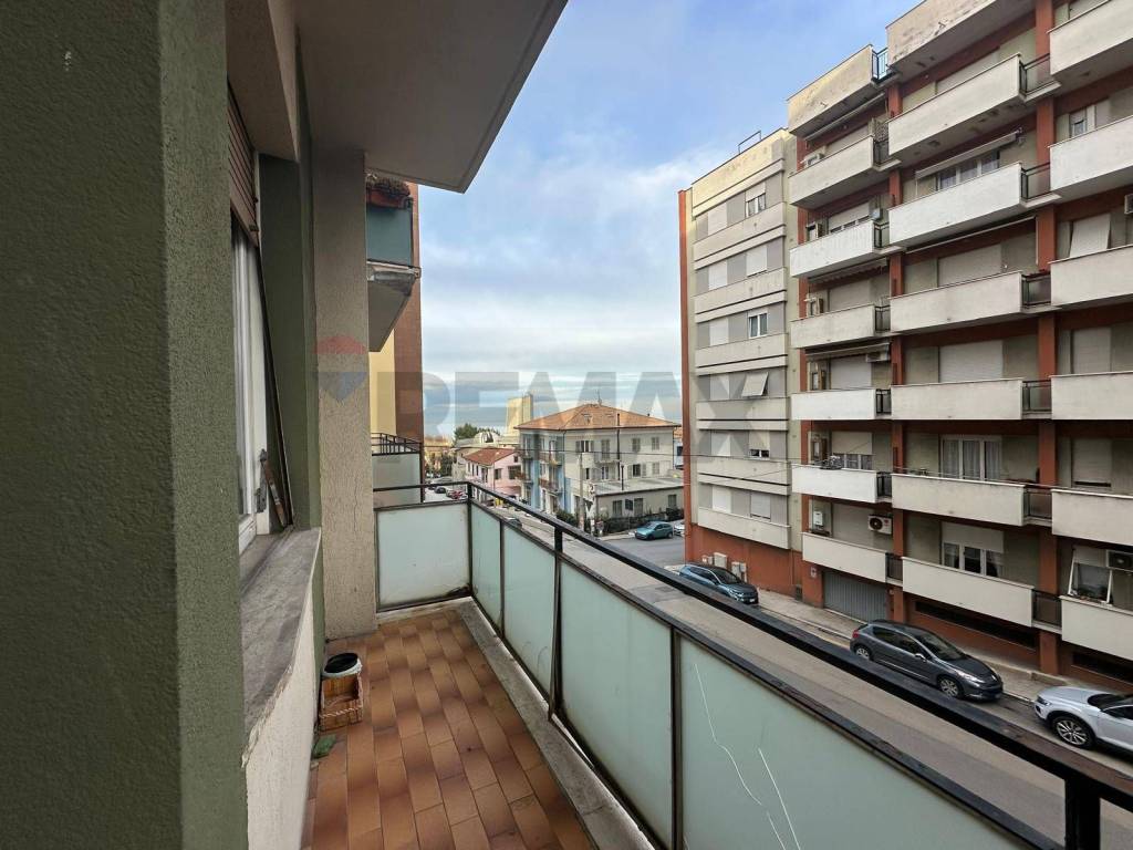 Appartamento a Ancona in Via Metauro, 60 - Foto 2