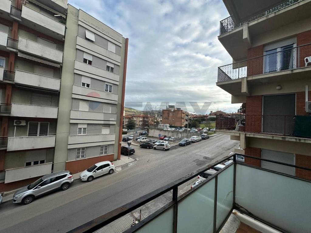 Appartamento a Ancona in Via Metauro, 60 - Foto 5