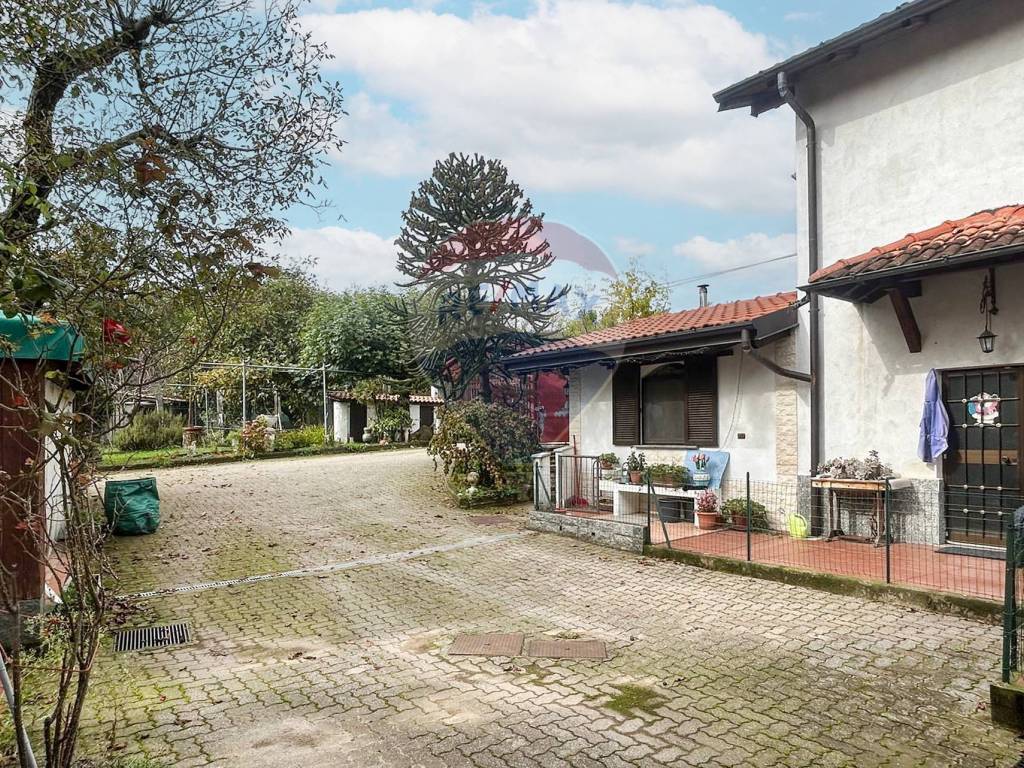 Casa indipendente a Induno olona in Via Bevera, 3 - Foto 5