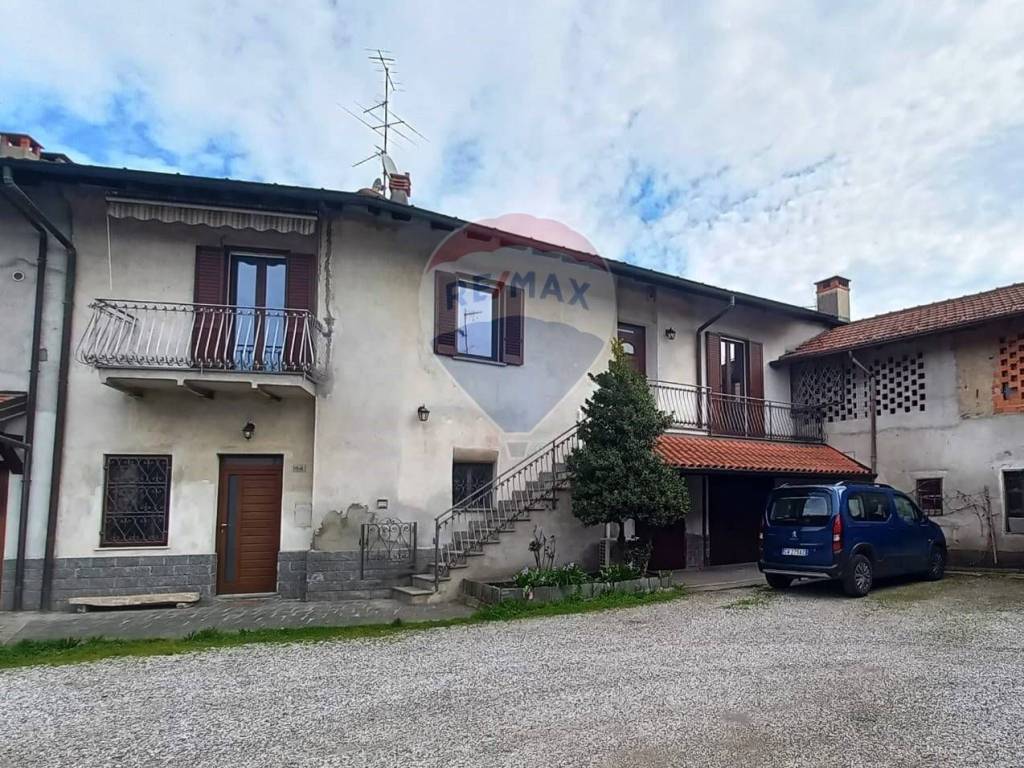 Appartamento a Crosio della valle in via ingegner villa, 14 - Foto 2