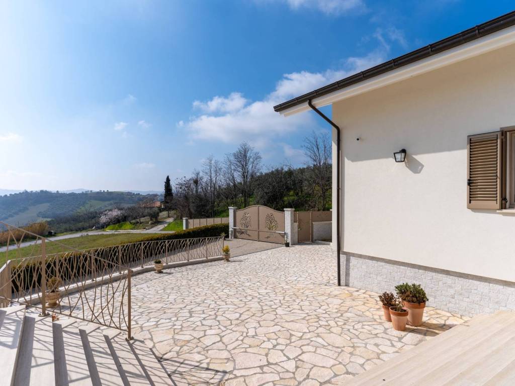 Villa a Tortoreto in Via Settecolli - Foto 5