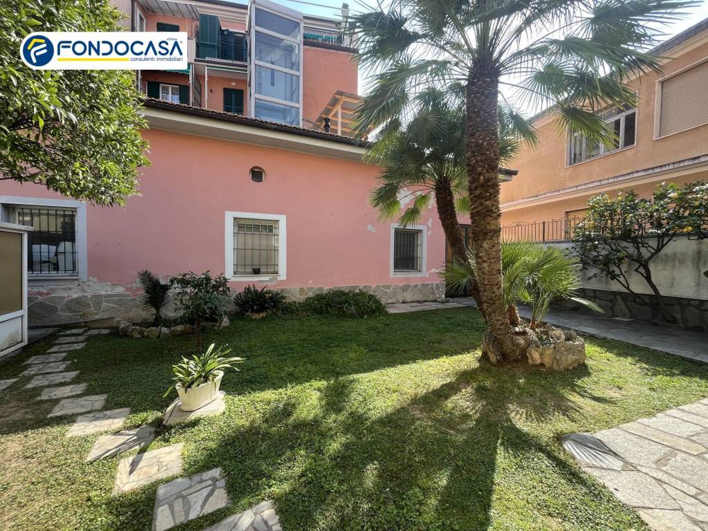 Villa a Ceriale in Via Roma - Foto 4