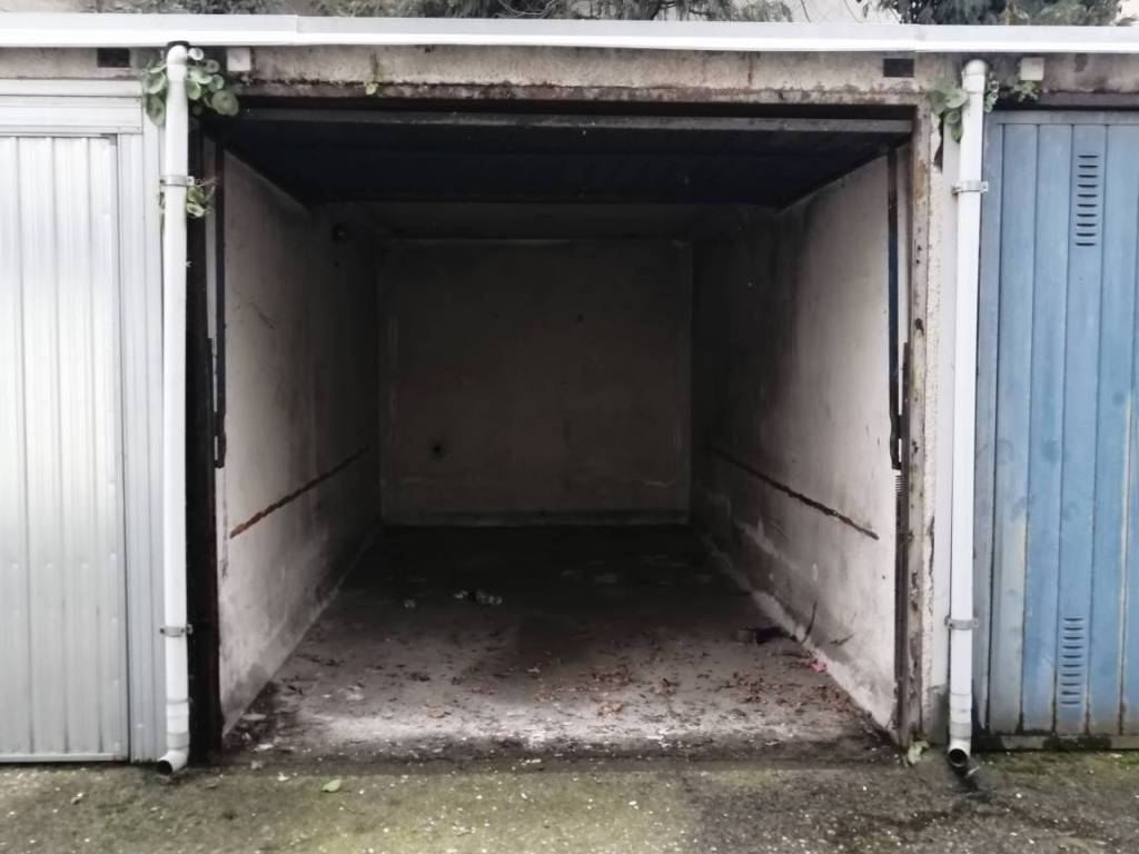 Box / garage a Alessandria in Via Mario Maggioli - Foto 2