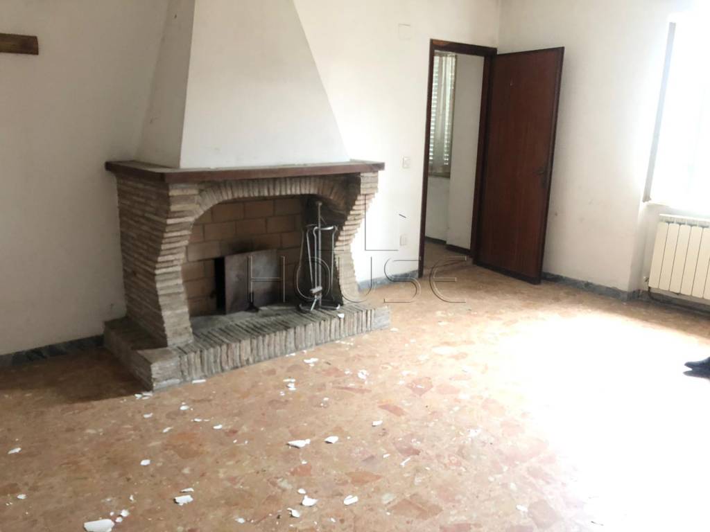 Appartamento a Umbertide in strada tiberina nord, 155 - Foto 2