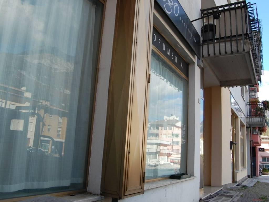 Immobile a Longarone in PIAZZA MARTIRI DELLA LIBERTA', 20 - Foto 4