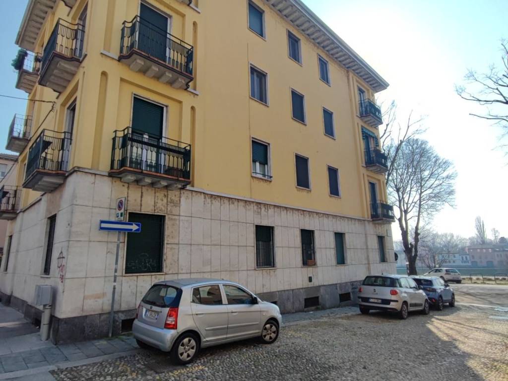 Appartamento a Pavia in Viale Lungo Ticino Sforza, 10 - Foto 2