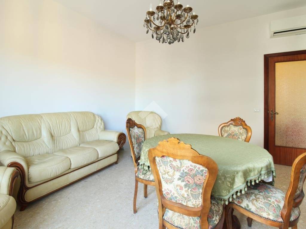 Appartamento a Roseto degli abruzzi in Via Basilicata, 12 - Foto 3