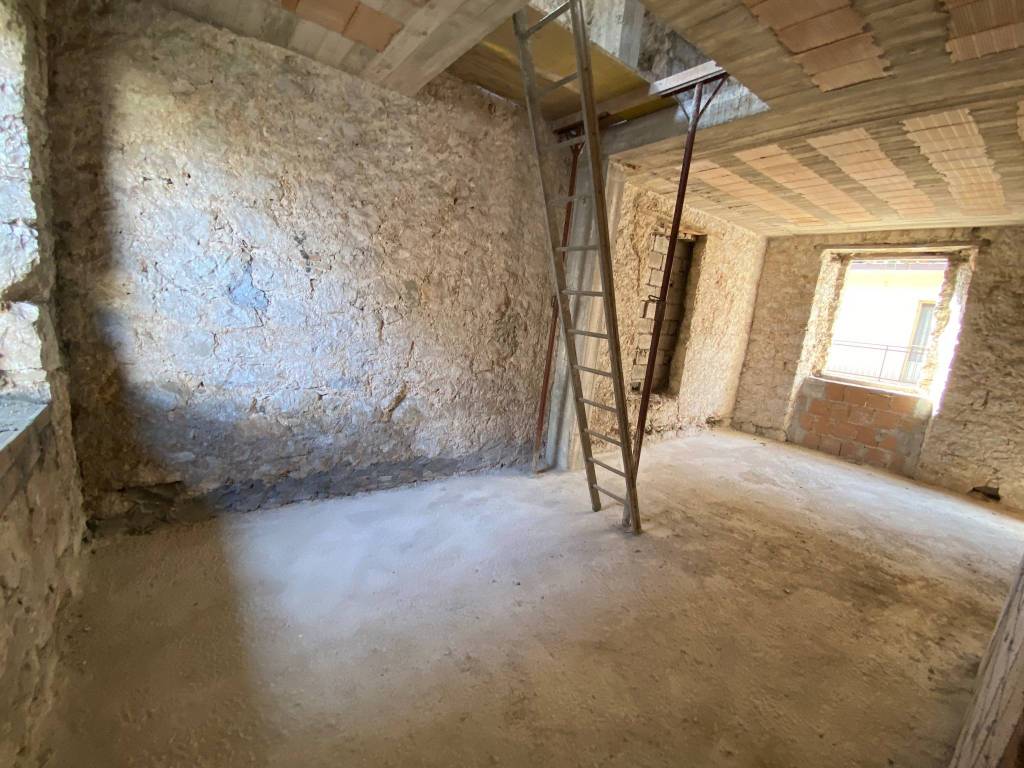 Appartamento a Fondi in Via Fabio Filzi - Foto 2