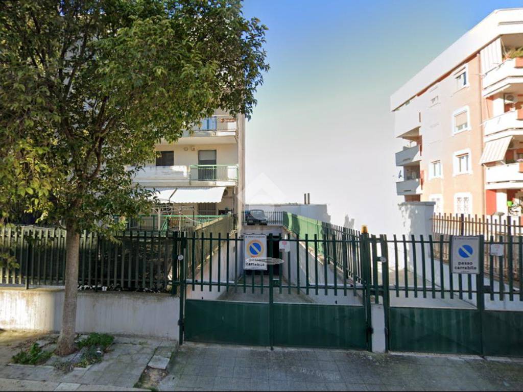 Box / garage a Casamassima in Via Angelo Michele Pesce, 3 - Foto 2