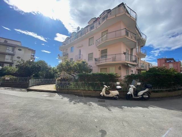 Box / garage a Taggia in Via Beglini, 34 - Foto 5